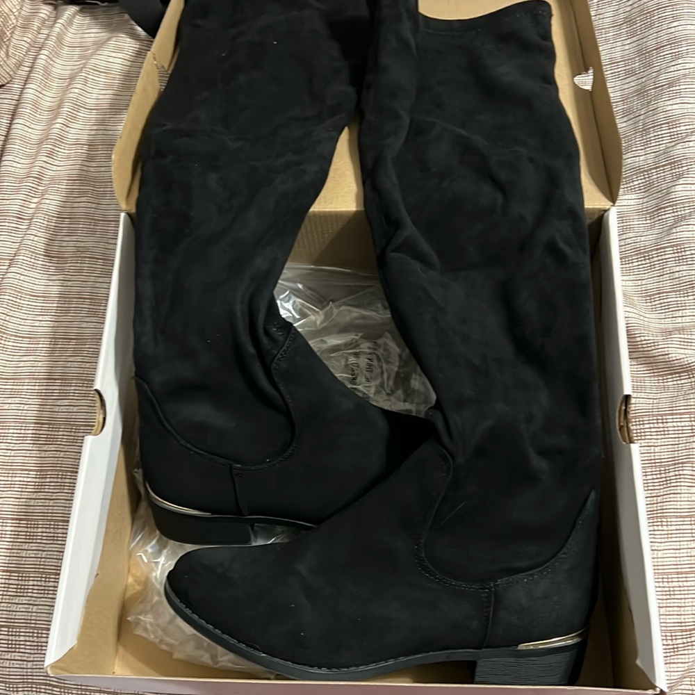 Black knee high boots